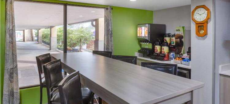 科隆内利斯-诺曼湖麦客达套房酒店(Microtel Inn & Suites by Wyndham Cornelius/Lake Norman)图片