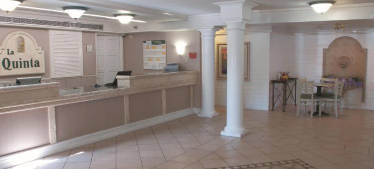 贝克斯菲尔德南拉昆塔温德姆酒店(La Quinta Inn by Wyndham Bakersfield South)图片