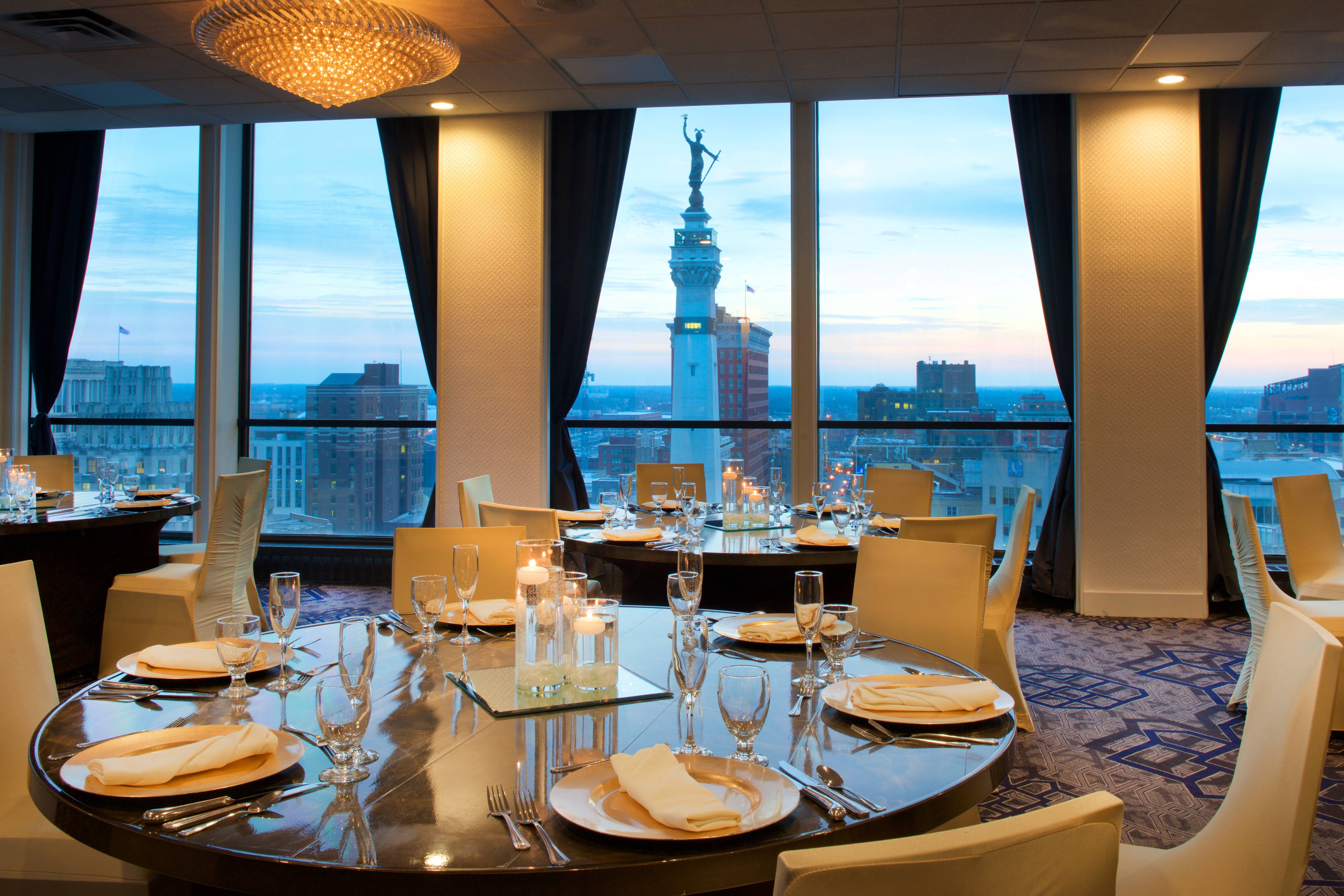 Sheraton Indianapolis City Centre Hotel Over view