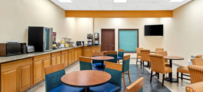 彼得斯堡利堡南温德姆戴斯酒店(Days Inn by Wyndham Petersburg/South Fort Lee)图片