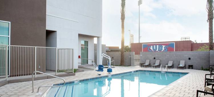 Courtyard Mesa at Wrigleyville West图片