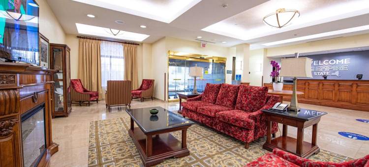 希尔顿欢朋套房酒店-洛克维尔中心NY酒店(Hampton Inn & Suites Rockville Centre)图片