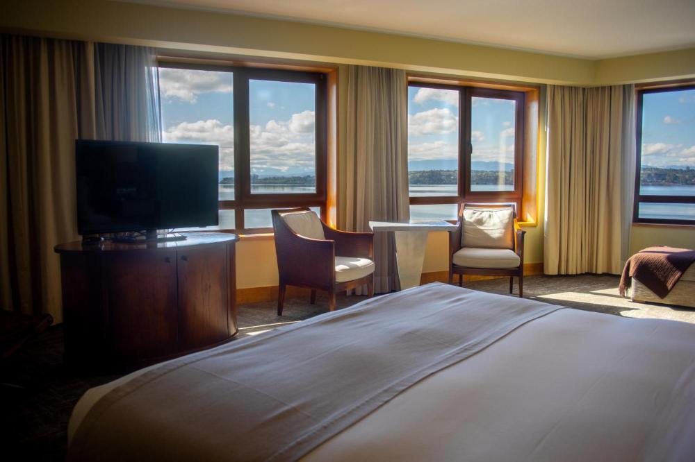 Radisson Hotel Puerto Varas Over view