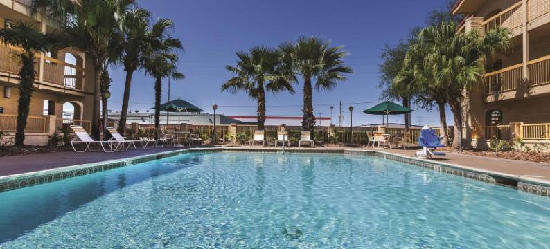 休斯敦赛费尔Travelodge by Wyndham酒店(Travelodge by Wyndham Houston Cy-Fair)图片