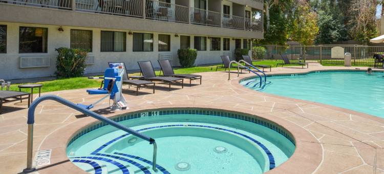 棕榈沙漠智选假日酒店(Holiday Inn Express Palm Desert)图片