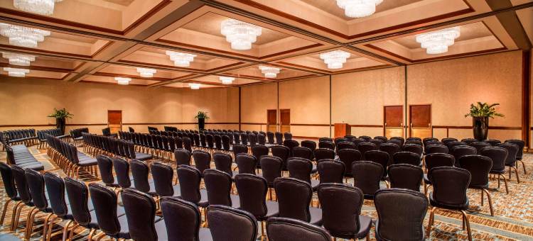 哥伦布国会广场广场酒店(The Plaza Hotel Columbus at Capitol Square)图片