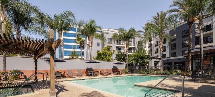 洛杉矶伯班克机场万怡酒店(Courtyard Los Angeles Burbank Airport)图片