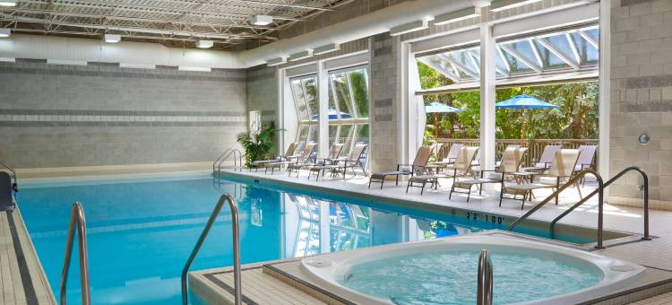 多伦多北公园大道喜来登套房酒店(Sheraton Parkway Toronto North Hotel & Suites)图片