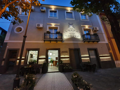 阿尔贝格欧诺福里欧旅馆