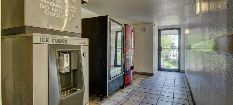 普林菲尔德奇科皮6号汽车旅馆(Motel 6 Chicopee, MA - Springfield)图片