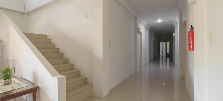 红多兹伊斯兰酒店-邦里玛尼亚卡马卡姆亚奇(RedDoorz Syariah @ Panglima Nyak Makam Aceh)图片