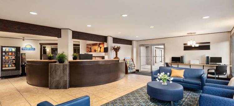 基洛纳戴斯酒店(Days Inn by Wyndham Kelowna)图片