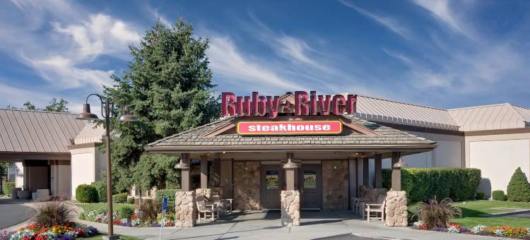 普罗沃华美达酒店(Ramada by Wyndham Provo)图片