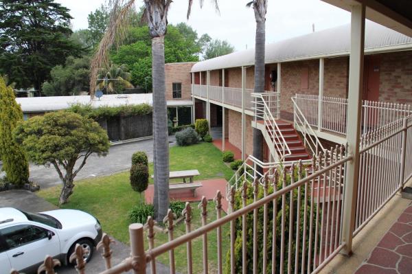 Bayview Motel Hotel Overview