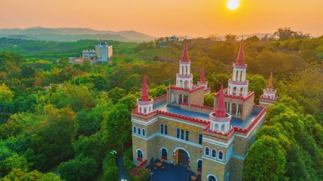 梦幻香山旅游区