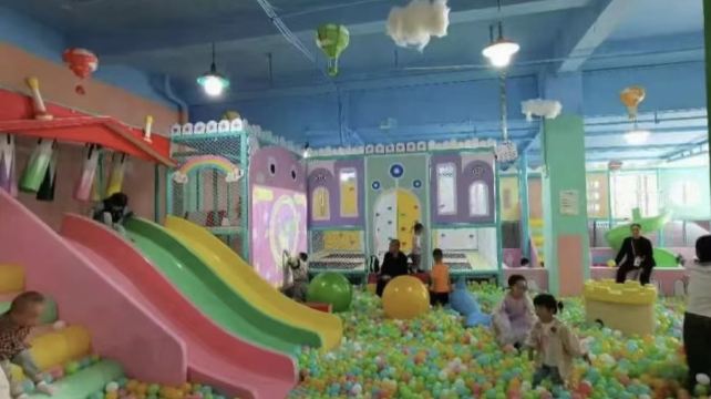 童乐嘻游儿童乐园