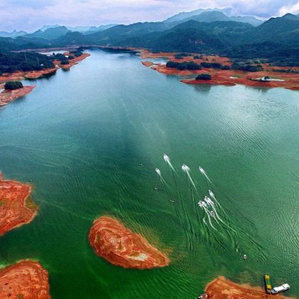 三明+泰宁风景旅游区+金湖+九龙潭+泰宁明清园+桃源洞+鳞隐石林+安贞堡6日5晚私家团