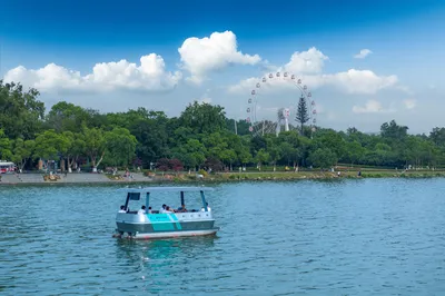东湖智能游船