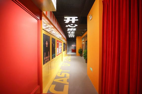 Gallery 2