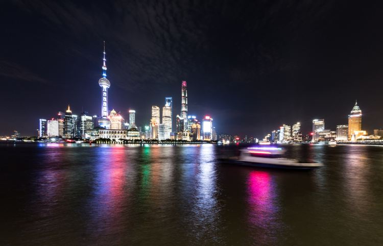 黄浦江游览(十六铺2号码头)