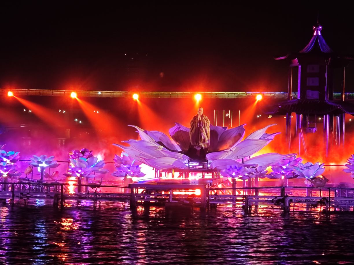 始丰湖夜游