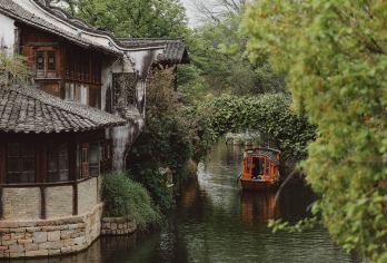 嘉兴濮院时尚古镇一日游【包车游 时间可调 】【品味传统文化， 追寻时尚潮流，一场穿越时光的旅行。】