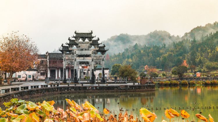3-Day Huangshan Scenic Area + Hongcun Village + Xidi
