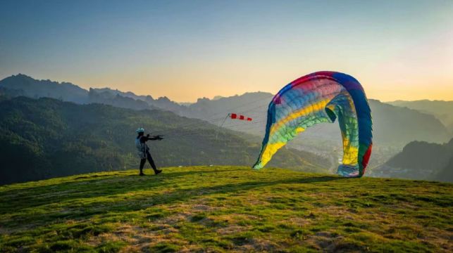 武陵源国际滑翔伞田富基地