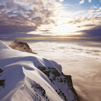 瑞士苏黎世+卢塞恩+因特拉肯+采尔马特+日内瓦+伯尔尼10日9晚自由行