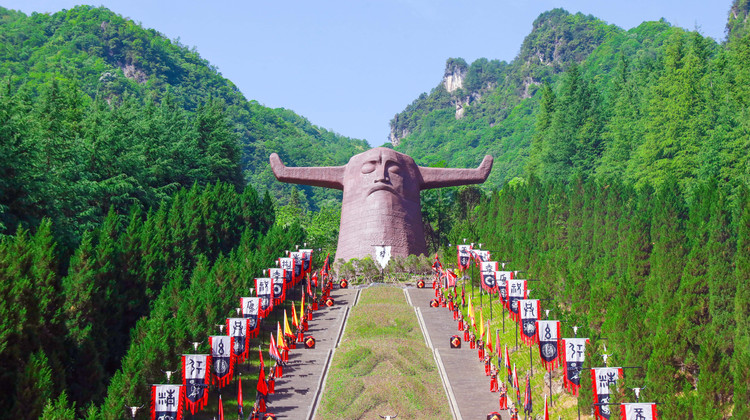 长江三峡+神农架+恩施市7日6晚私家团·『鄂西北风景独好-独立包车说走就走 』观恩施大峡谷神奇1炷香|地缝绝壁|腾龙洞激光秀|神秘神奇神农架|观三峡过船闸登大坝|两点进出不走回头路-纯玩放心游