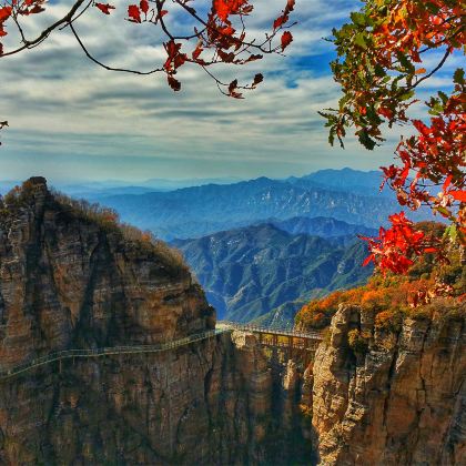 石家庄+易水湖景区+白石山世界地质公园7日6晚跟团游