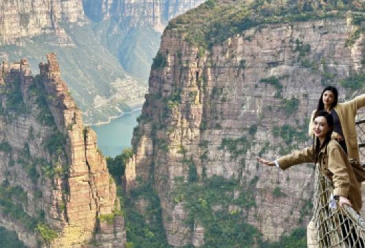 河南宝泉大峡谷一日游【含门票+往返车费＋景区交通车】【纯净旅途：无购物、安排大景点，行程规划游览轻松自由，不虚假、不夸大，所见即所得】