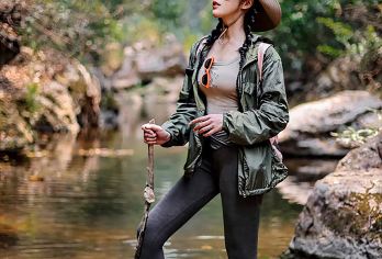 勐远仙境一日游【雨林徒步丨雨林穿越丨网红打卡丨亲子研学】【[雨林探险]包括涉水穿越、溯溪、抓鱼摸蟹等互动体验，增加乐趣；】