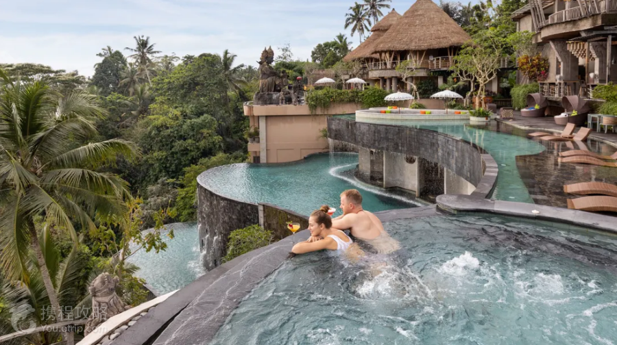 Wanna Jungle Pool And Bar