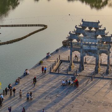 黄山风景区+西递+宏村景区+千岛湖景区+婺源篁岭景区+九华山风景区7日6晚跟团游