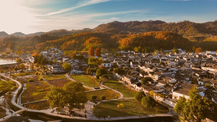 3-Day Huangshan Scenic Area + Hongcun Village + Xidi