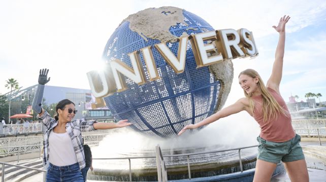 <8天>【14人小團 風情佛州遊】·童趣奧蘭多樂園+熱情邁阿密+柔情西礁島+羅德岱堡+含奧蘭多十四大主題樂園門票+三大特色一日遊(肯尼迪航太中心/墨西哥灣/銀泉州立公園)任選+酒店含早