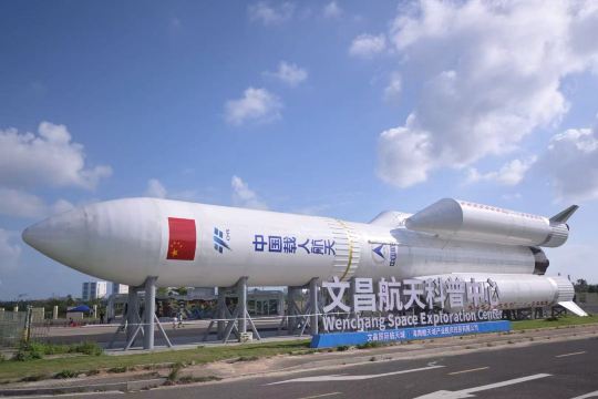 1lo1b12000qcy5u6q45CB - 韦依美途