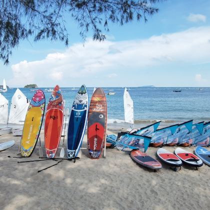 广西桂林+阳朔+漓江+龙脊梯田+北海+涠洲岛6日5晚自由行