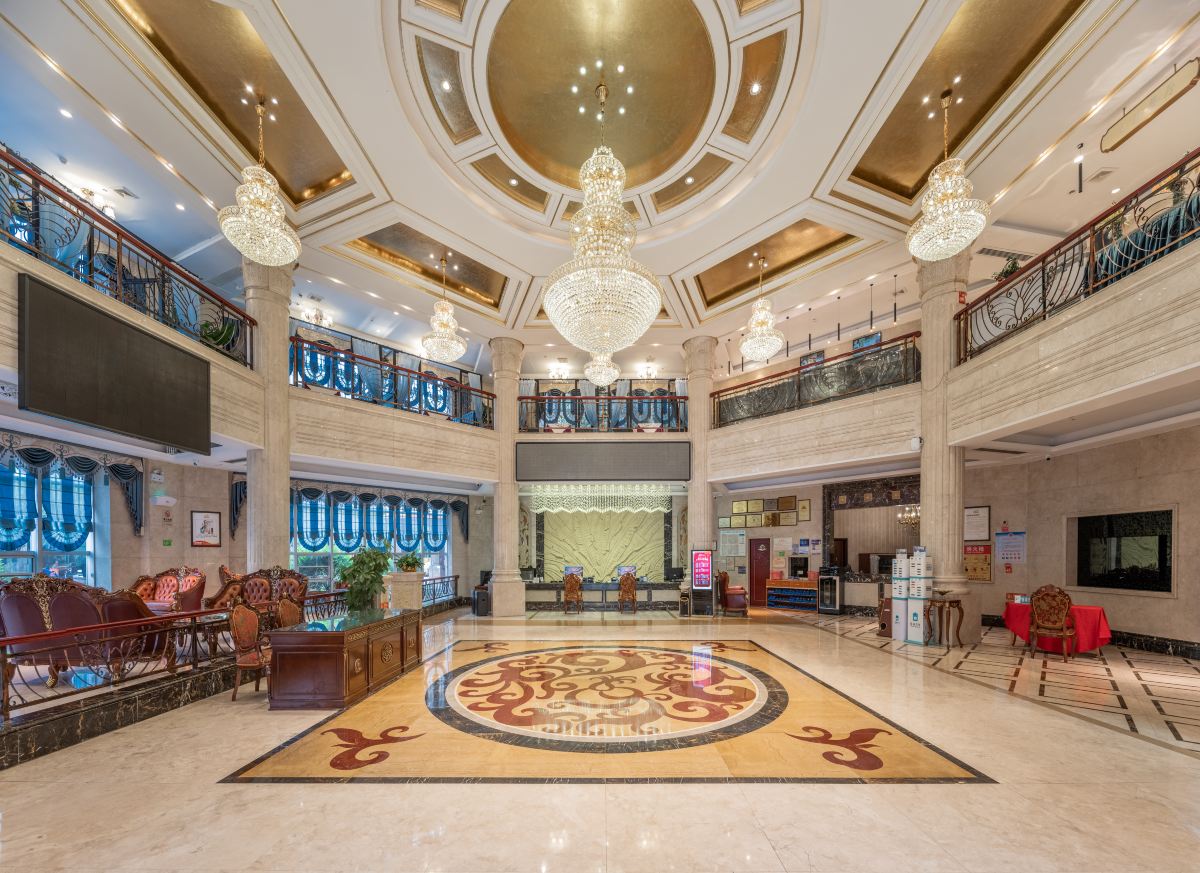神帆·金色年代(红谷店)