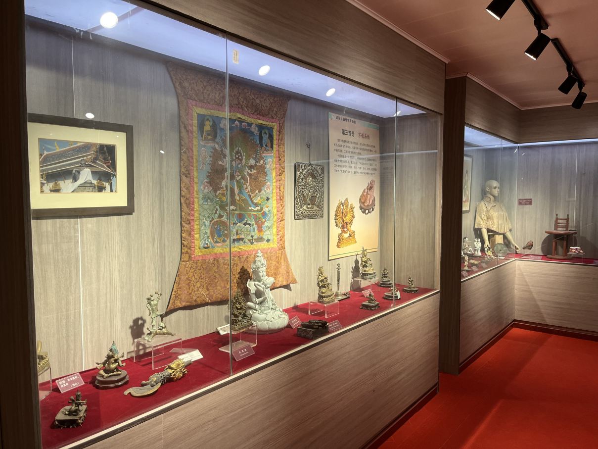 Gallery 3