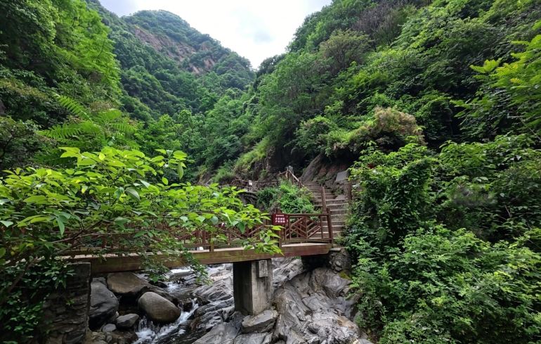 金龙峡