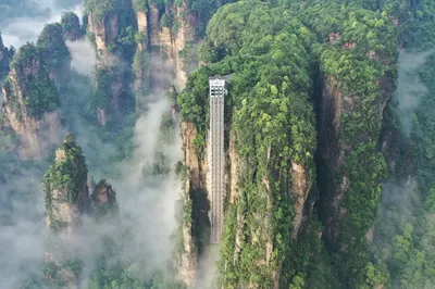 百龙天梯