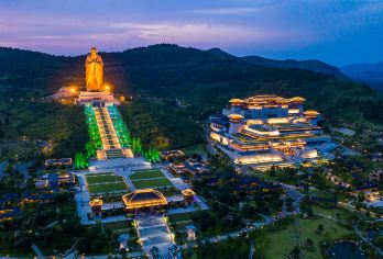 曲阜三孔景区+尼山圣境景区一日游【私家团包车游】【青岛包车，威海包车，烟台包车，泰安包车，曲阜包车，济南包车，淄博包车，日照包车，山东全线包车】