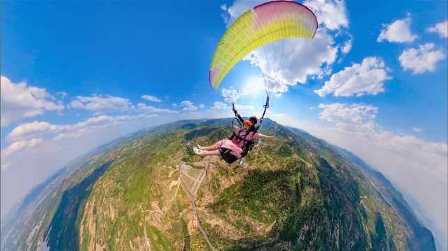 天蒙山滑翔伞飞行营地