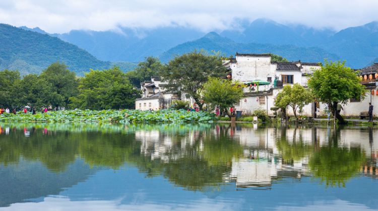 4-Day 4-day 3-night · Private Tour · Huangshan Scenic Area + Hongcun Village + Xidi + Huizhou Ancient Town