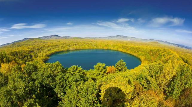 四海龙湾玛珥湖