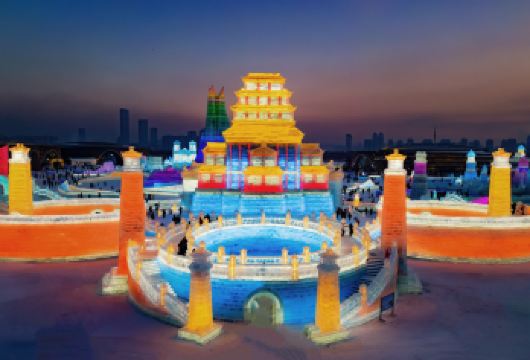 哈尔滨冰雪大世界一日游【门票+VIP门票+管家+可选VIP】【亲子推荐 专注服务 用心接待好每一位游客】