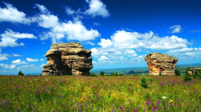 阿斯哈图石林景区