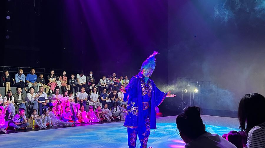 梦幻腾冲大剧院(西山坝剧场)